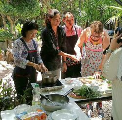 Cooking class with real Thai Mum translator