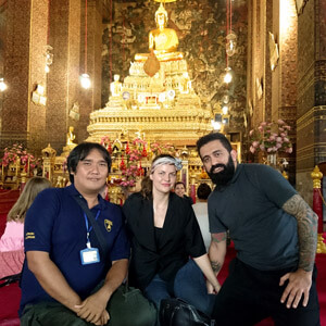 erdem enjoying his day with a private thai guide at the grand palace