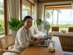 Book a Bangkok guide for your a custom private tour tomorrow