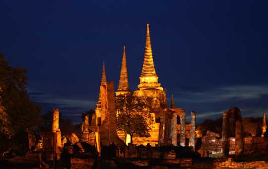 ayutthaya ruins tour